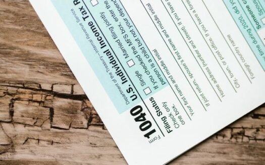 Imposta di registro przy zakupie mieszkania – jak obliczyć podatek