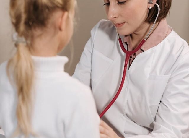 Pediatra dla dziecka we Włoszech – jak go wybrać